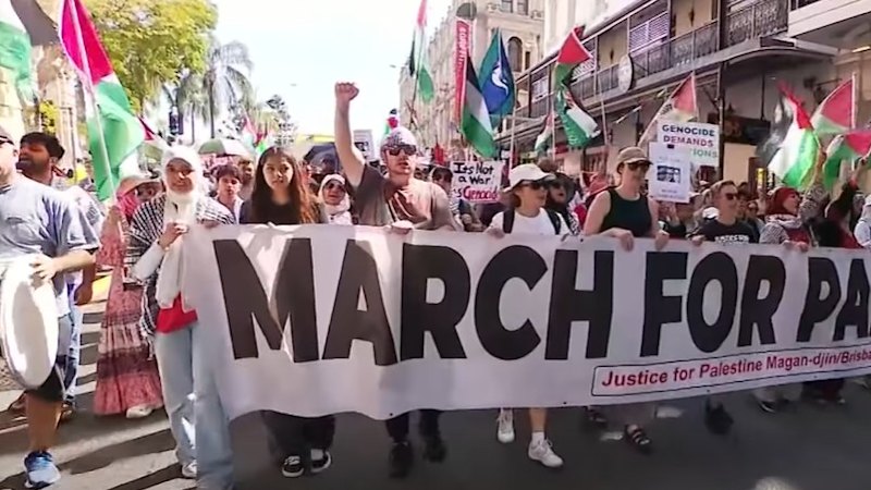 thousands-rally-in-brisbane-for-palestine-amid-ongoing-crisis