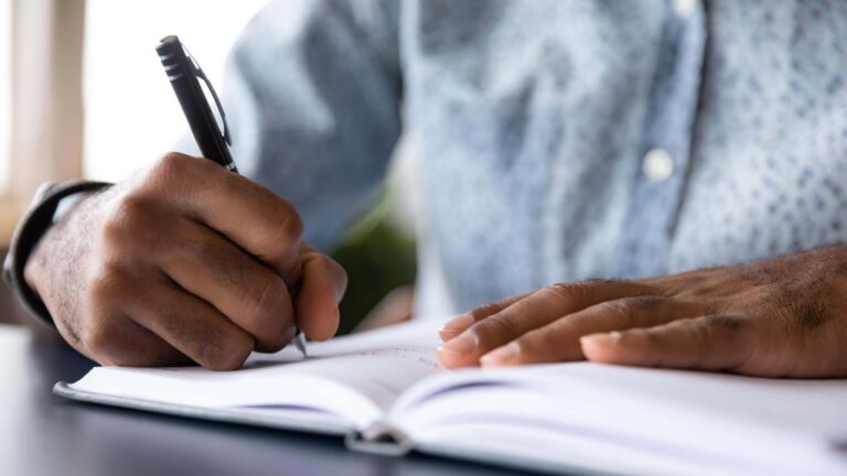 transform-your-mindset-how-cognitive-restructuring-boosts-productivity