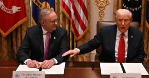 trump-and-albanese-sign-8-5b-minerals-deal-amid-tense-exchange