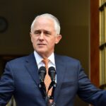 turnbull-threatens-early-election-during-leadership-crisis