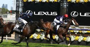 twilight-payment-clinches-melbourne-cup-in-stunning-victory