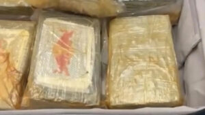 two-arrested-at-sydney-airport-with-13m-cocaine-in-suitcases