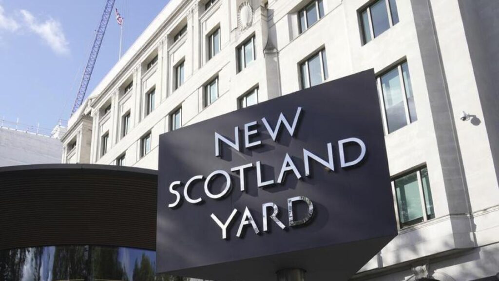 uk-counter-terrorism-police-arrest-three-in-russia-linked-spy-case