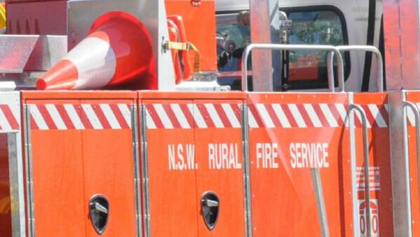 urgent-fire-update-17-fire-trucks-combat-blaze-in-candelo
