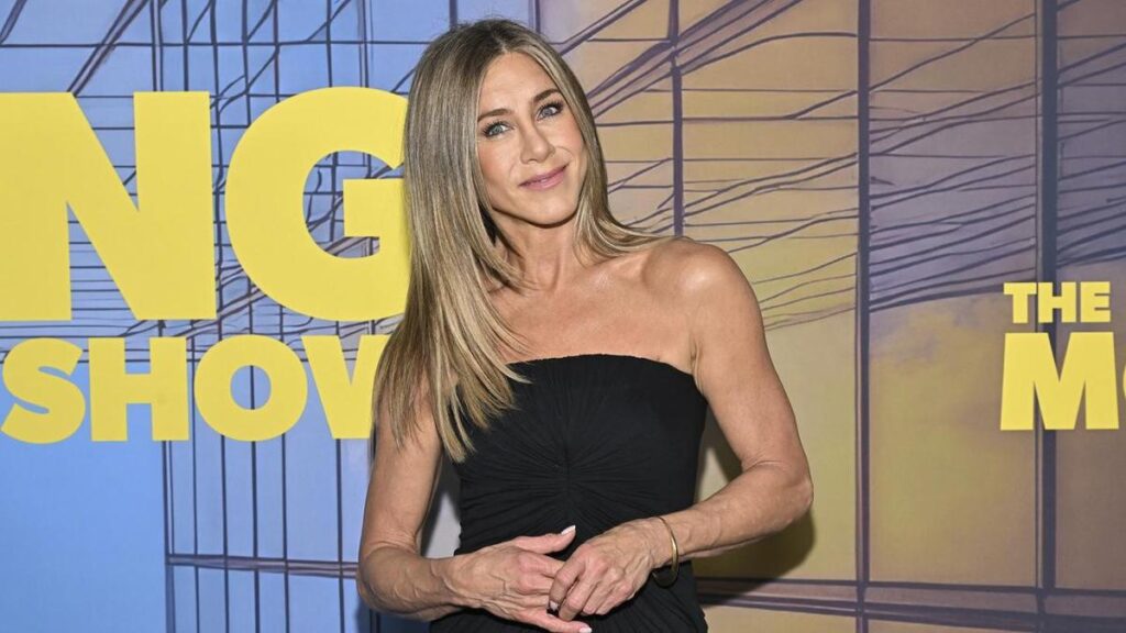 urgent-jennifer-aniston-stalker-case-develops-judge-rules-on-treatment