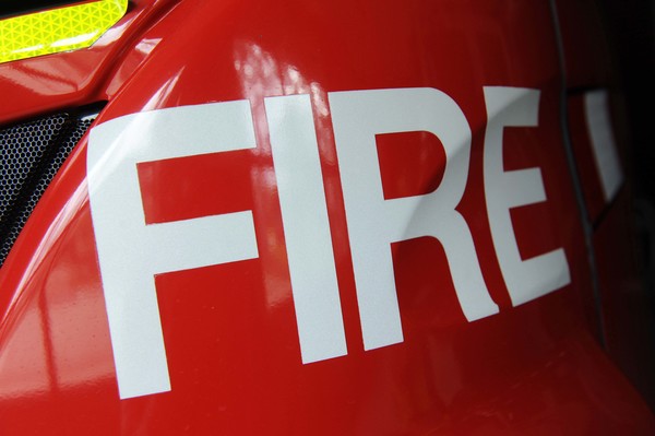 urgent-update-major-fire-engulfs-two-storey-home-in-burnside