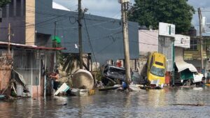 urgent-update-mexico-floods-claim-41-lives-27-missing