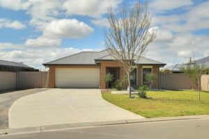 urgent-update-stunning-home-hits-market-in-two-wells-today