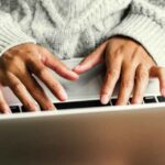 urgent-warning-cyberchondria-threatens-health-experts-say