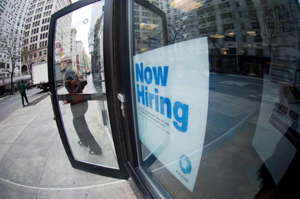 us-economy-faces-uncertainty-as-jobs-data-remains-unreleased
