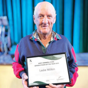 visitors-celebrate-les-millikin-s-dedication-at-railway-station