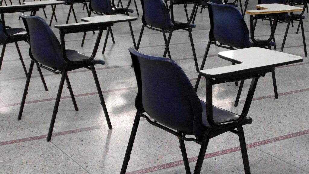 wa-year-12-students-struggle-as-atar-exam-participation-plummets