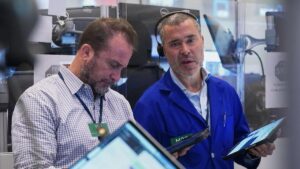 wall-street-dips-as-us-china-trade-tensions-escalate-today