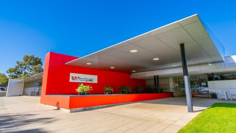 27-5-million-bedford-park-commercial-property-sold-in-off-market-deal