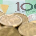 australian-wages-growth-slows-as-inflation-bites-into-real-earnings