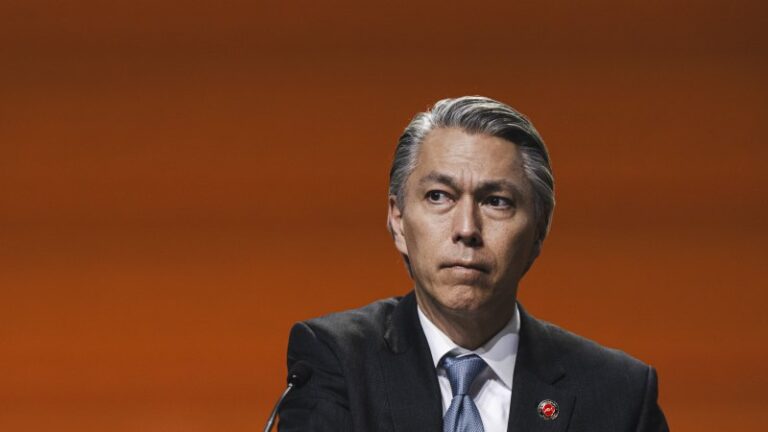 bhp-s-bold-bid-for-anglo-american-crumbles-in-just-days