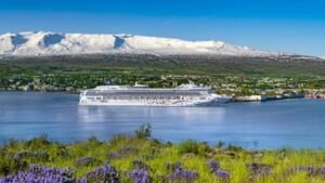 black-friday-2025-travel-deals-launch-unmissable-savings-now-live