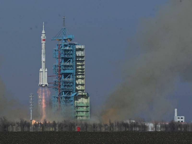 china-successfully-launches-emergency-mission-to-space-station