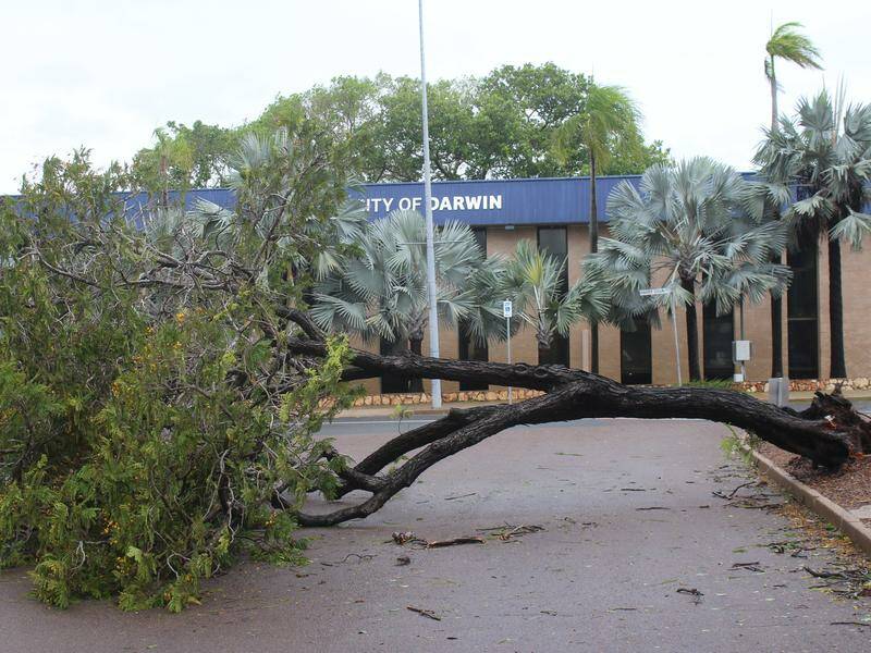 cyclone-fina-hits-darwin-residents-safe-damage-less-severe