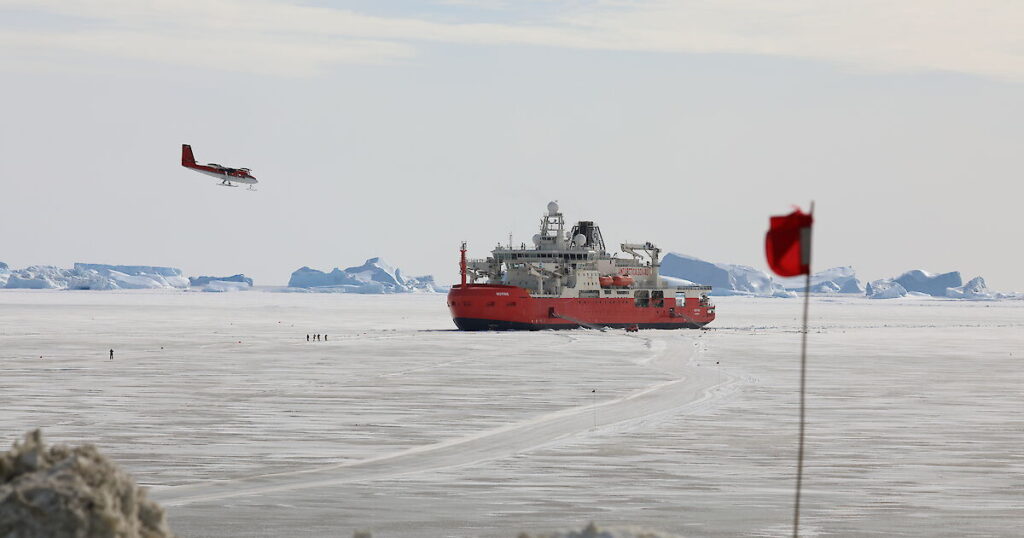 davis-research-station-transitions-to-new-leadership-and-team