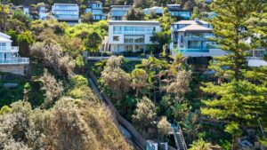 former-babcock-brown-executive-lists-whale-beach-mansion-for-25-million