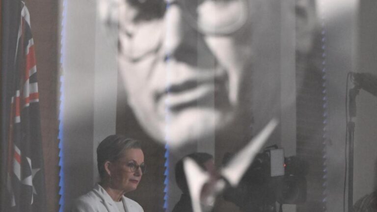 former-pm-howard-urges-support-for-sussan-ley-amid-crisis