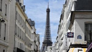 four-arrested-as-pro-palestinian-protest-disrupts-paris-concert