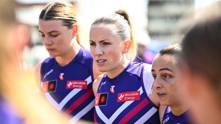 AFLW 2025 Round 06 - Fremantle v Essendon