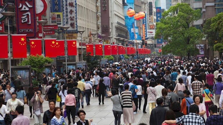 generational-conflicts-emerge-over-family-wealth-in-china