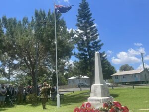 gracemere-community-unites-to-honor-veterans-in-emotional-tribute