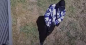 gunman-shoots-man-after-tracking-car-in-thurgoona-heist