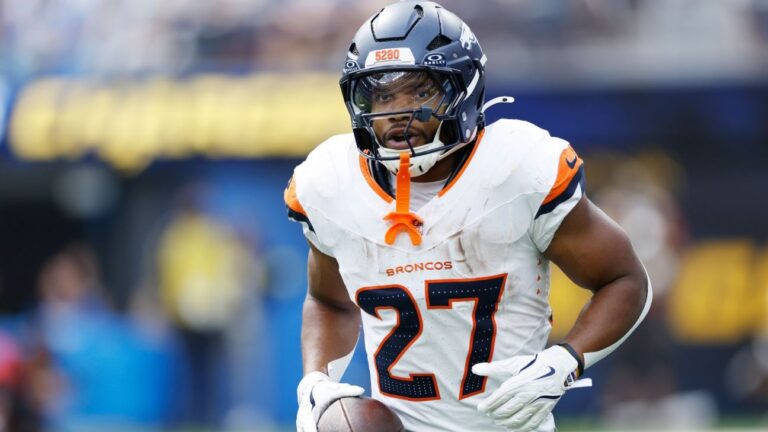 j-k-dobbins-to-undergo-surgery-ending-his-season-with-broncos