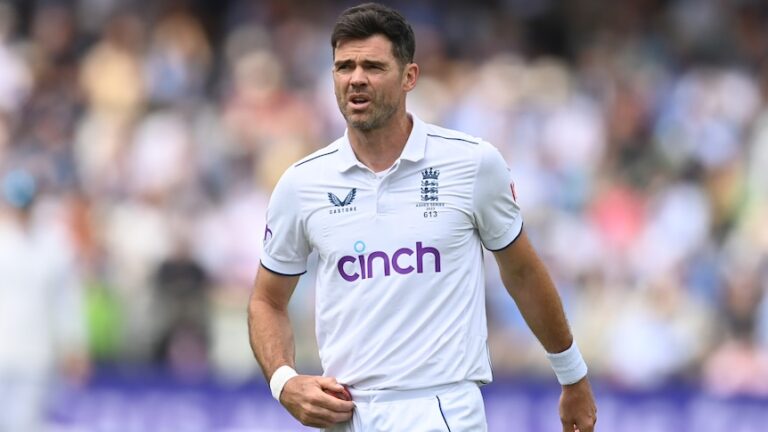 james-anderson-predicts-australia-s-ashes-victory-despite-weak-squad