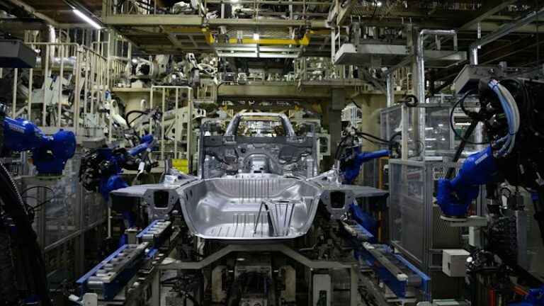 japan-s-economy-contracts-1-8-amid-rising-us-tariffs