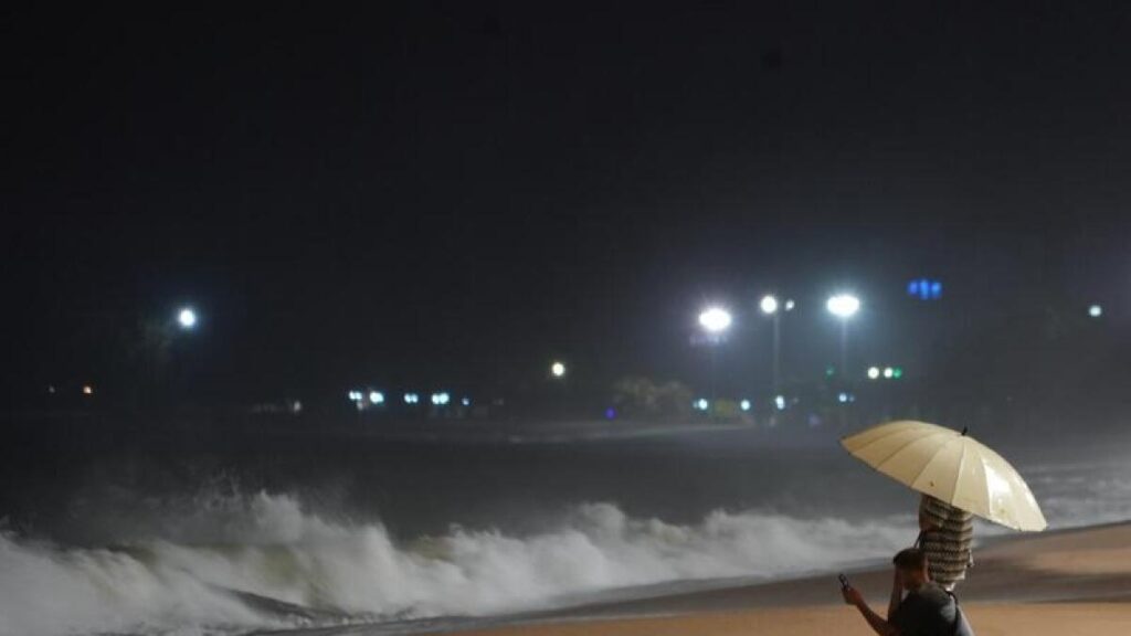 kalmaegi-devastates-philippines-strikes-vietnam-as-13th-storm