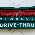 krispy-kreme-and-peanuts-unveil-festive-doughnut-collection