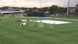 lightning-halts-wbbl-match-players-evacuated-from-field