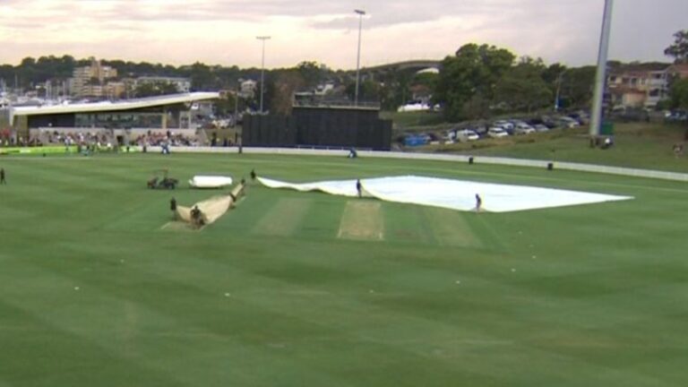 lightning-halts-wbbl-match-players-evacuated-from-field