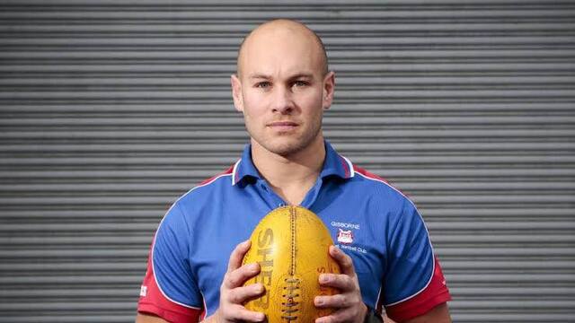 luke-saunders-inducted-into-bfnl-hall-of-fame-this-month