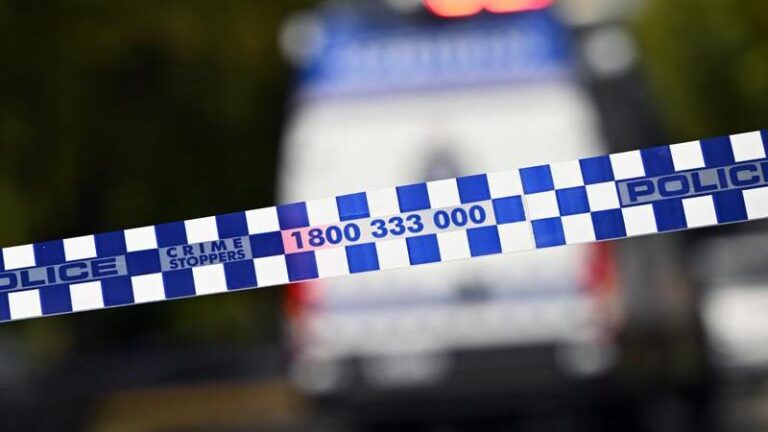 man-dies-in-sydney-crash-major-traffic-delays-on-lane-cove-road