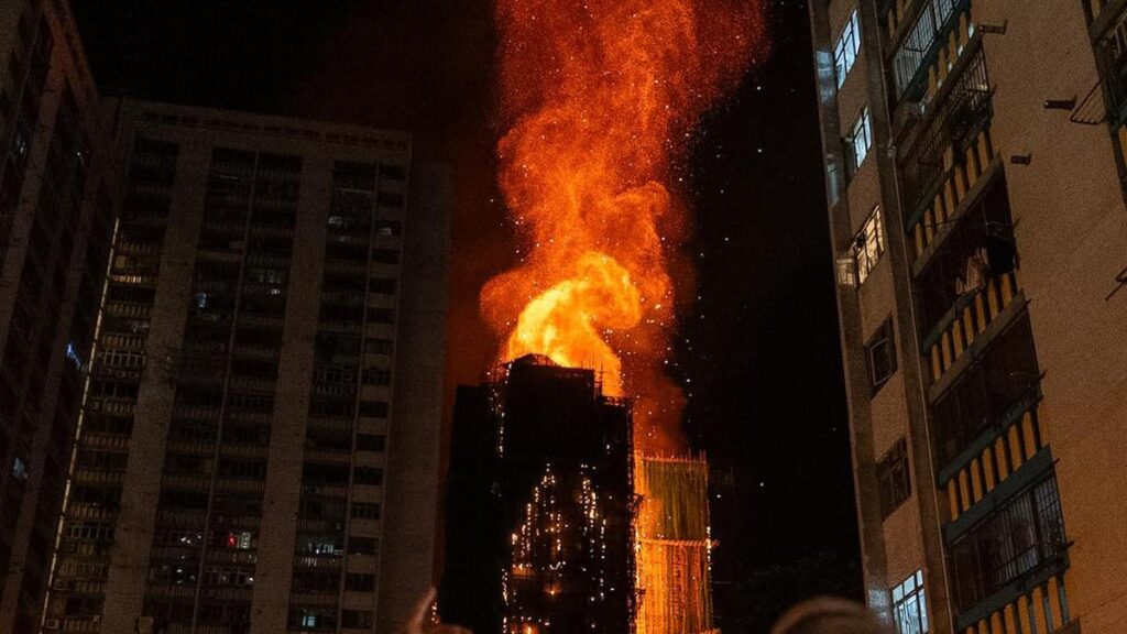 massive-fire-in-hong-kong-high-rise-claims-14-lives-injures-many