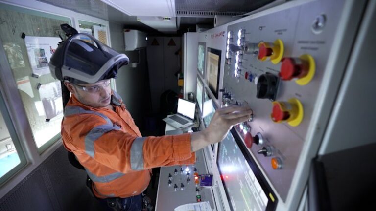 metro-west-tunnel-project-surges-forward-under-city-streets