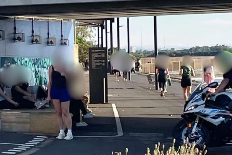 motorbike-rider-fined-660-for-footpath-photo-in-sydney