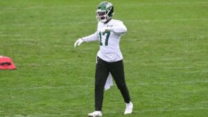 nypd-searches-for-suspect-in-shooting-of-jets-kris-boyd