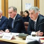 optus-ceo-faces-senators-amid-network-crisis-and-customer-backlash