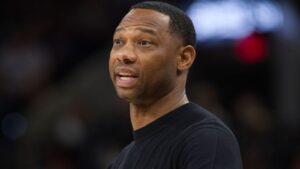 pelicans-fire-coach-willie-green-after-disappointing-start