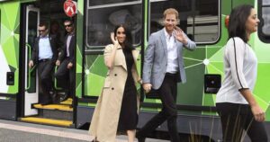 prince-harry-and-meghan-announce-plans-for-australia-visit