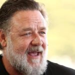 russell-crowe-defends-albanese-on-joe-rogan-s-podcast