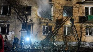 russian-strikes-devastate-kyiv-1-dead-11-injured-in-attacks