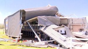 severe-storm-strikes-brisbane-area-winds-exceed-100-km-h